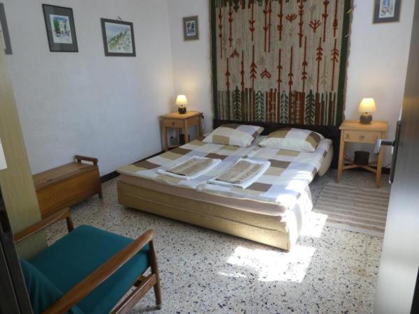 Dom L' Argo Apartman Reillanne Kültér fotó