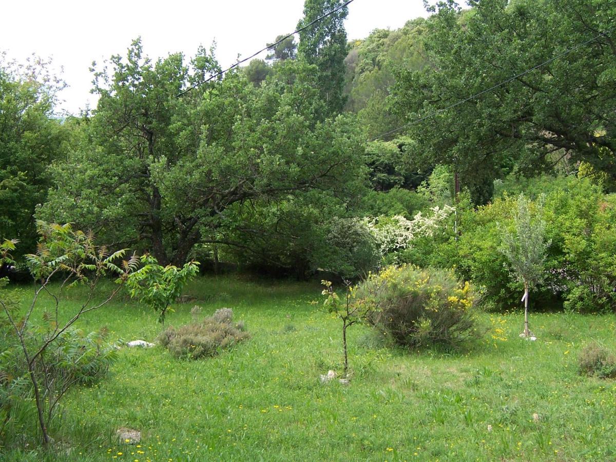 Dom L' Argo Apartman Reillanne Kültér fotó